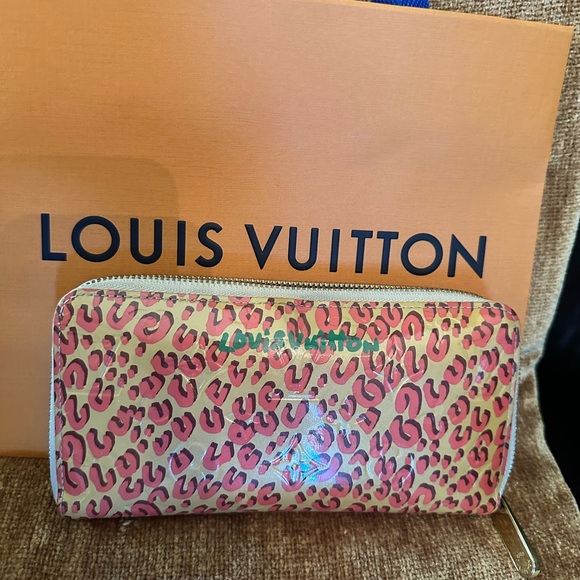 Authentic Louis Vuitton Limited Edition Stephen Sprouse Leapard Vernis Wallet - Picture 16 of 16